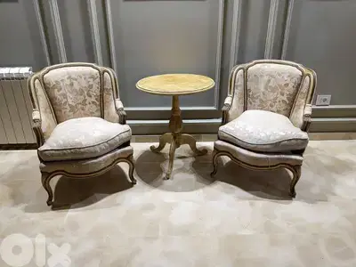 2 Vintage chairs without the table 2 Vintage chairs without the table