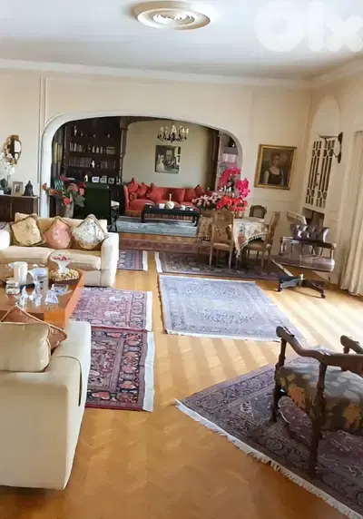 Apartment for sale in Achrafieh/ Prime location/ Spacious Apartment for sale in Achrafieh/ Prime location/ Spacious